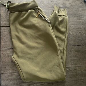 Army green sweat pants. Fleece lining.
